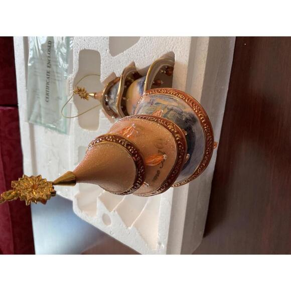 Thomas Kinkade Bone China Ornament Collection, set of 3 - Picture 4 of 7